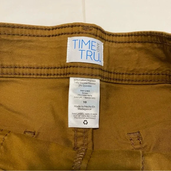 NWOT! Time and Tru Brown Cargo Shorts - Picture 5 of 7